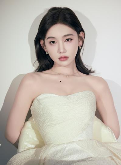 娱乐圈连环爆料,揭秘明星背后的真相与秘密  第1张